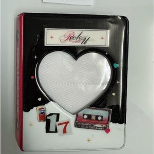 K-Pop Seventeen attacca collect book